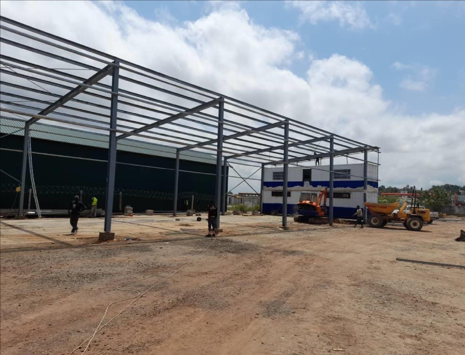 Industrial workshop steel frame construction by PEEKOB